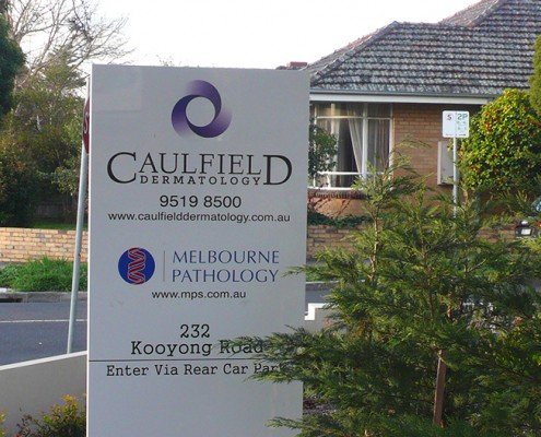 Caulfield Dermatology street signage