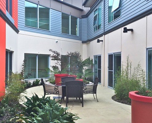 Barossa Park Lodge, Glenorchy Tasmania - internal red courtyard