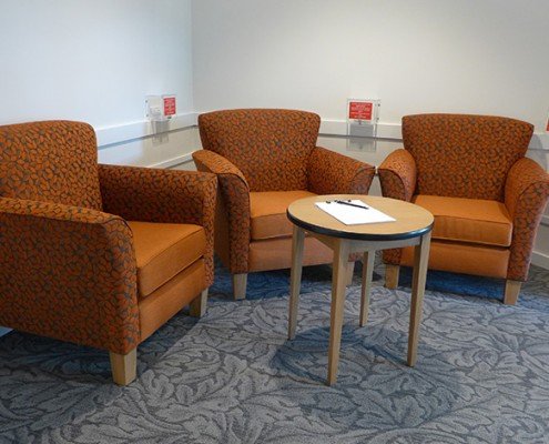 Barossa Park Lodge, Glenorchy Tasmania - orange chairs waiting area