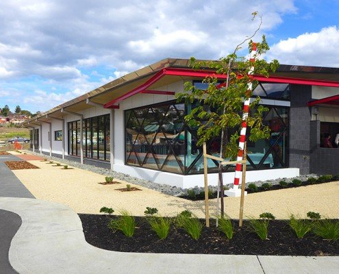 Barossa Park Hydrotherapy Pool exterior landscaping