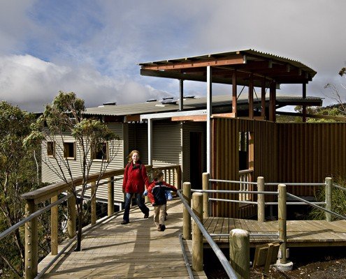 Hartz Mountain Visitor's Hut - Entrance and boardwalk