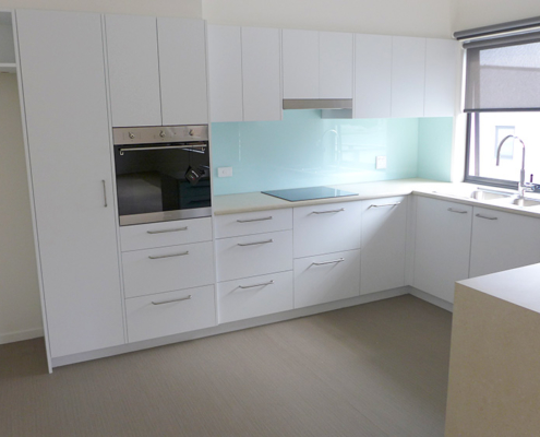 Freeman Estate, Kingston - unit kitchen